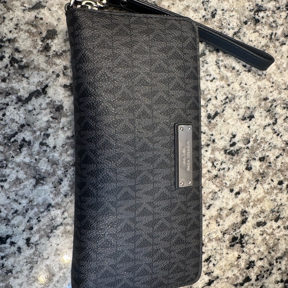 Michael Kors Black Wallet with Silver Zipper